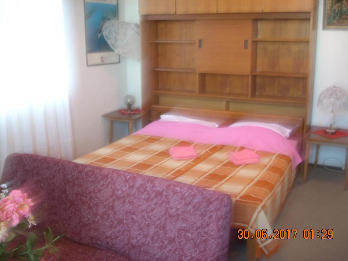 Apartment At Sea Ловран Екстер'єр фото